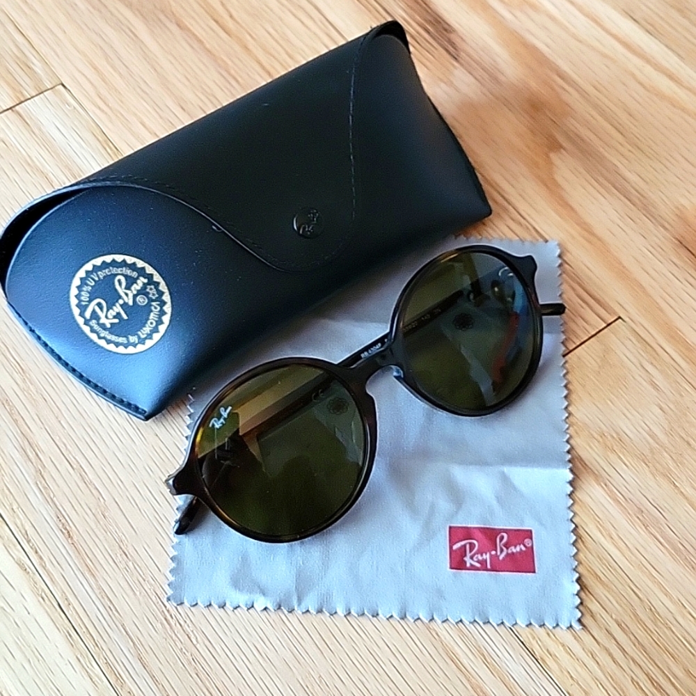 Ray-Ban 4304F Tortoise Brown 52mm Sunglasses